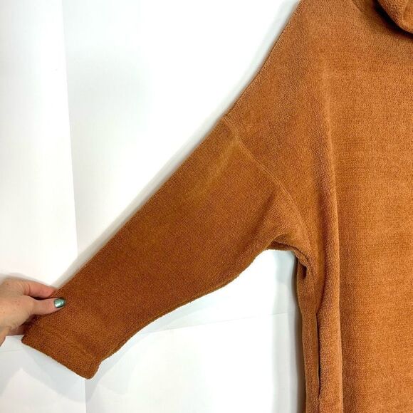FP Beach Free People Tan Chenille Mock Neck Tunic Sweater Oversized Turtleneck - Picture 3 of 14